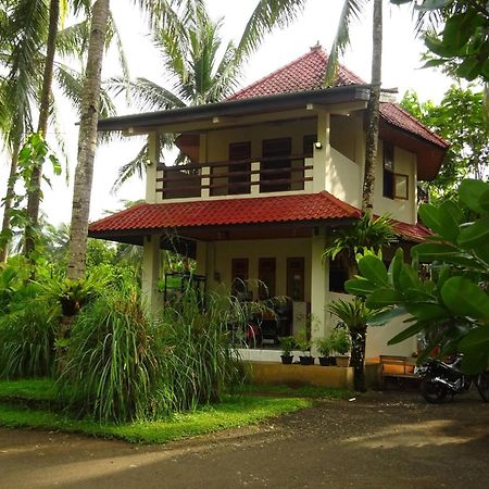 Sadati Home Stay Batukaras Exterior foto